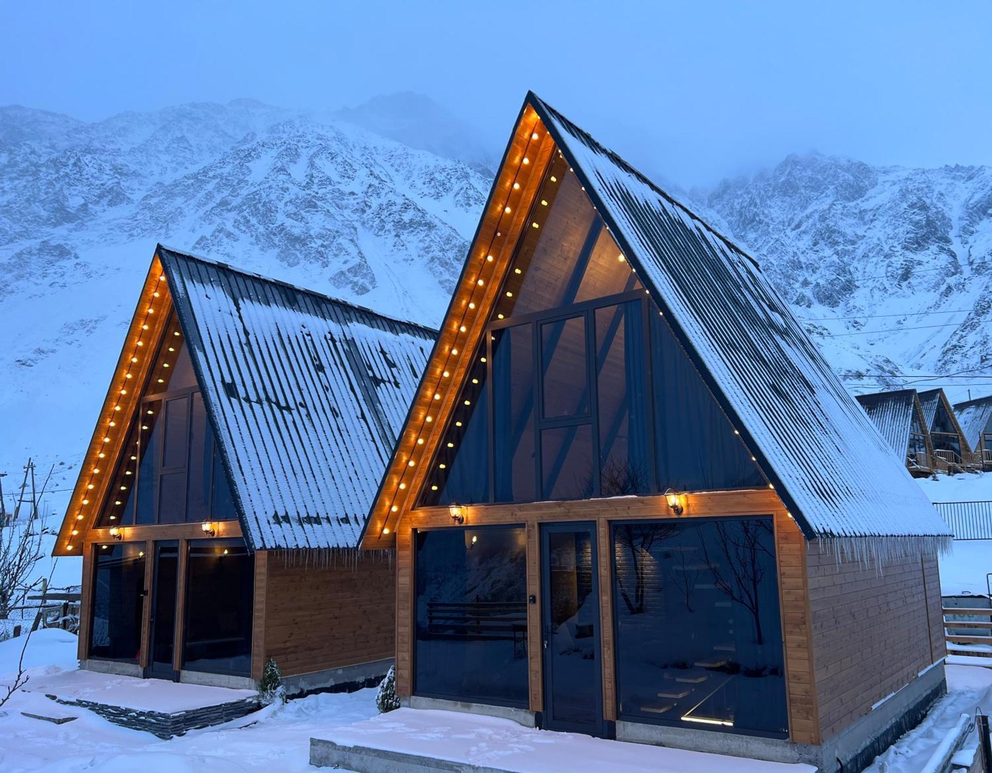 Kazbegi Hills Cottages Luaran gambar